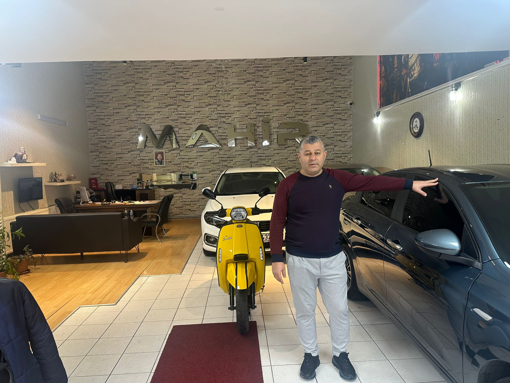 Mahir Ticaret Oto Center galerisi